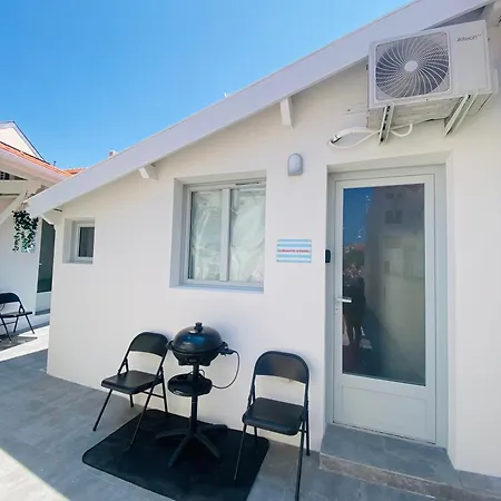 Plage Et Centre Ville A Pied, La Maison De La Pinede Est Climatisee Avec Menage, Draps Et Serviettes Inclus *