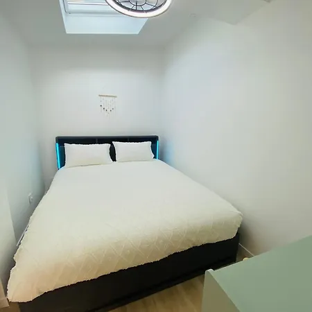 Plage Et Centre Ville A Pied, La Maison De La Pinede Est Climatisee Avec Menage, Draps Et Serviettes Inclus Arcachon