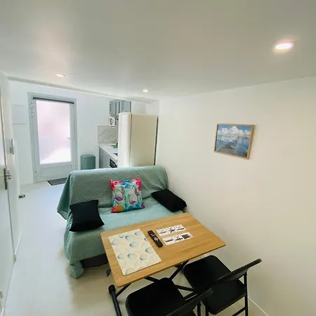 Et Centre A Pied, La Maison De La Pinede Est Climatisee Avec Menage, Draps Et Serviettes Inclus ארסשון